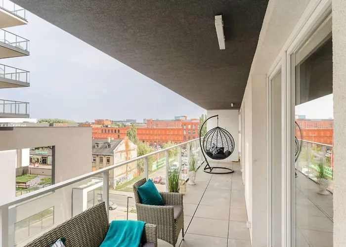 Lumina Premium Apartments With Parking Manufactura