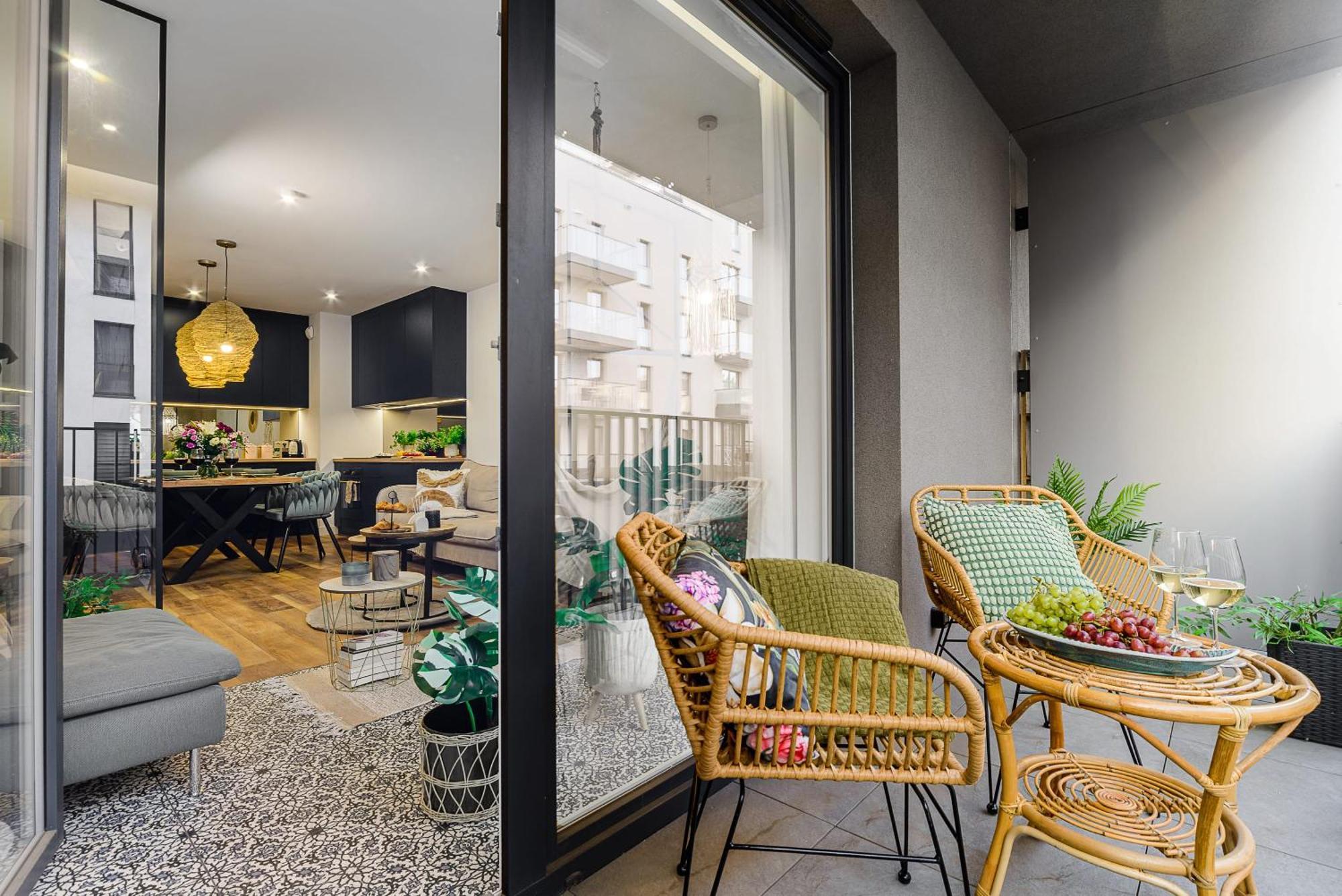 Lumina Premium With Parking Manufactura Apartment
