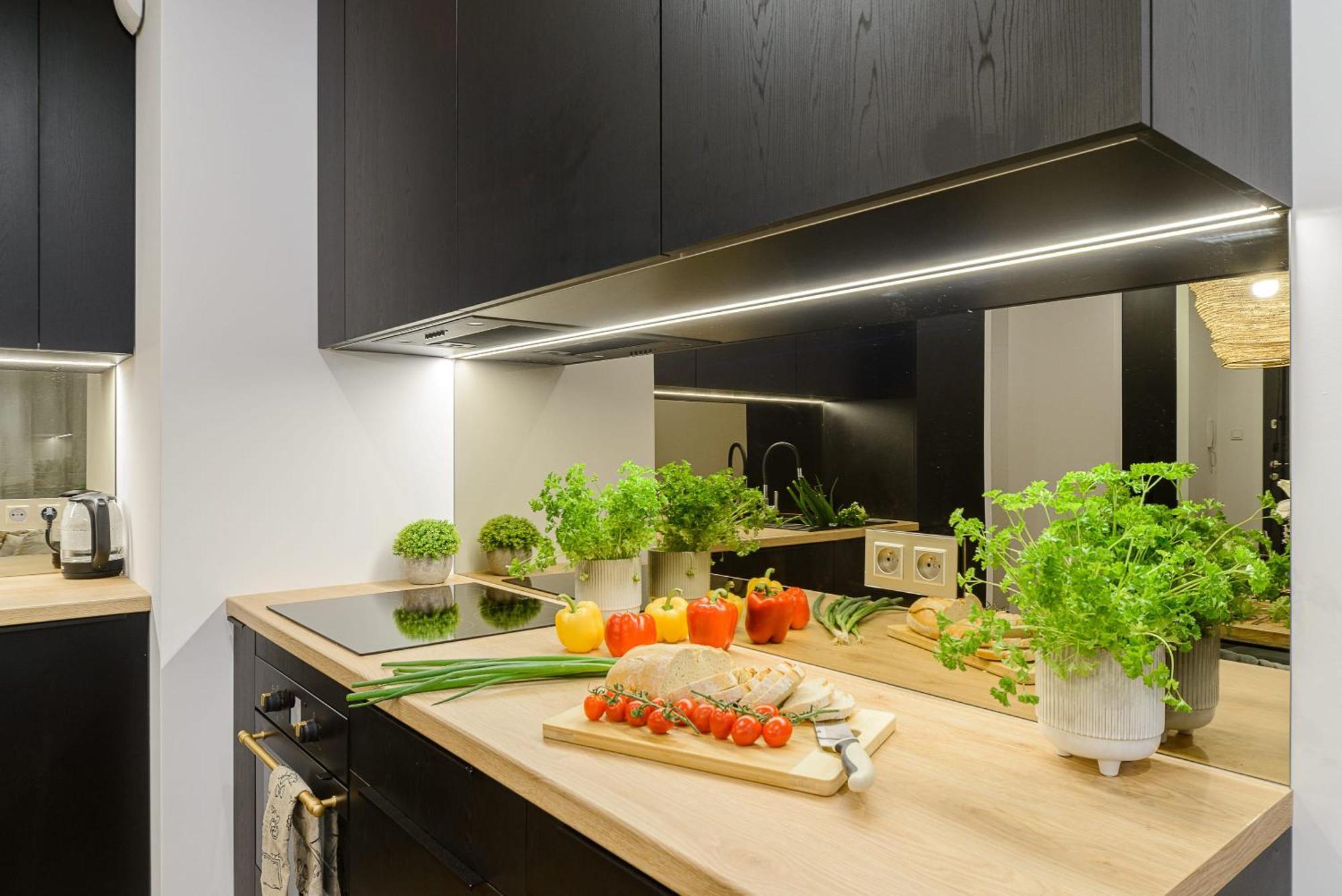 Lumina Premium With Parking Manufactura Apartment *